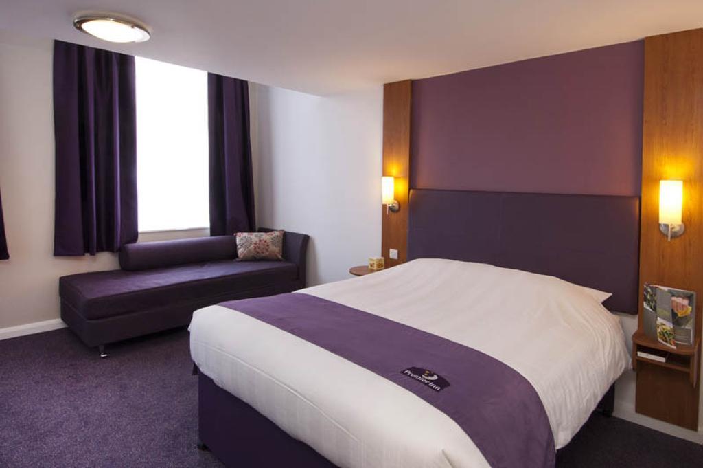 Premier Inn London Croydon Town Centre Стая снимка