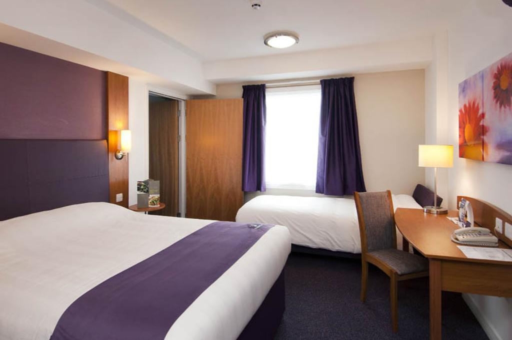 Premier Inn London Croydon Town Centre Стая снимка