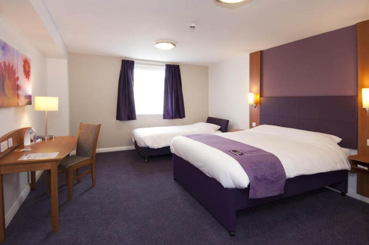 Premier Inn London Croydon Town Centre Стая снимка